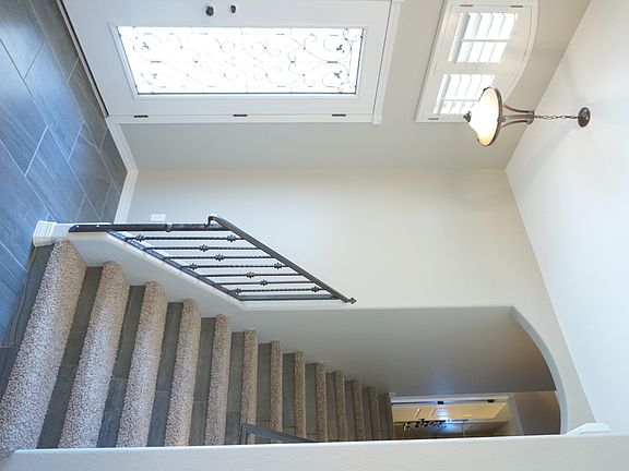 4th image of 200 Bancroft Dr