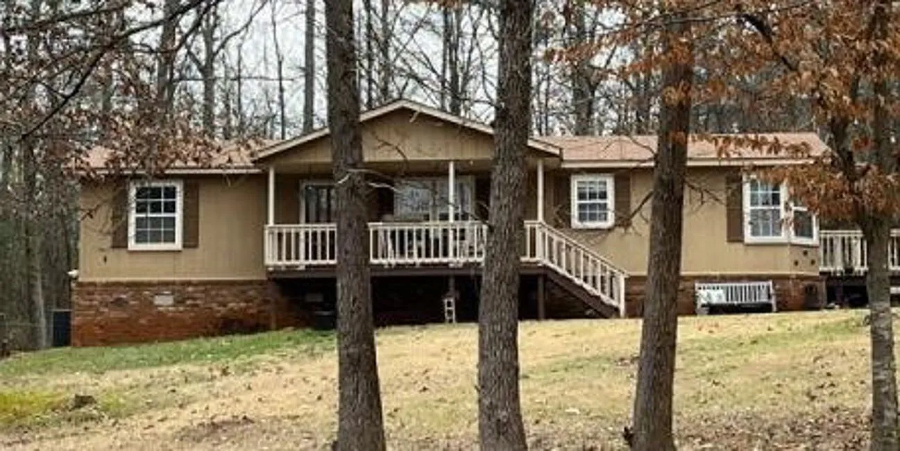 326 Forest Lake Rd photo 1