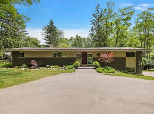 2173 Century Oak Ln, West Bloomfield, MI