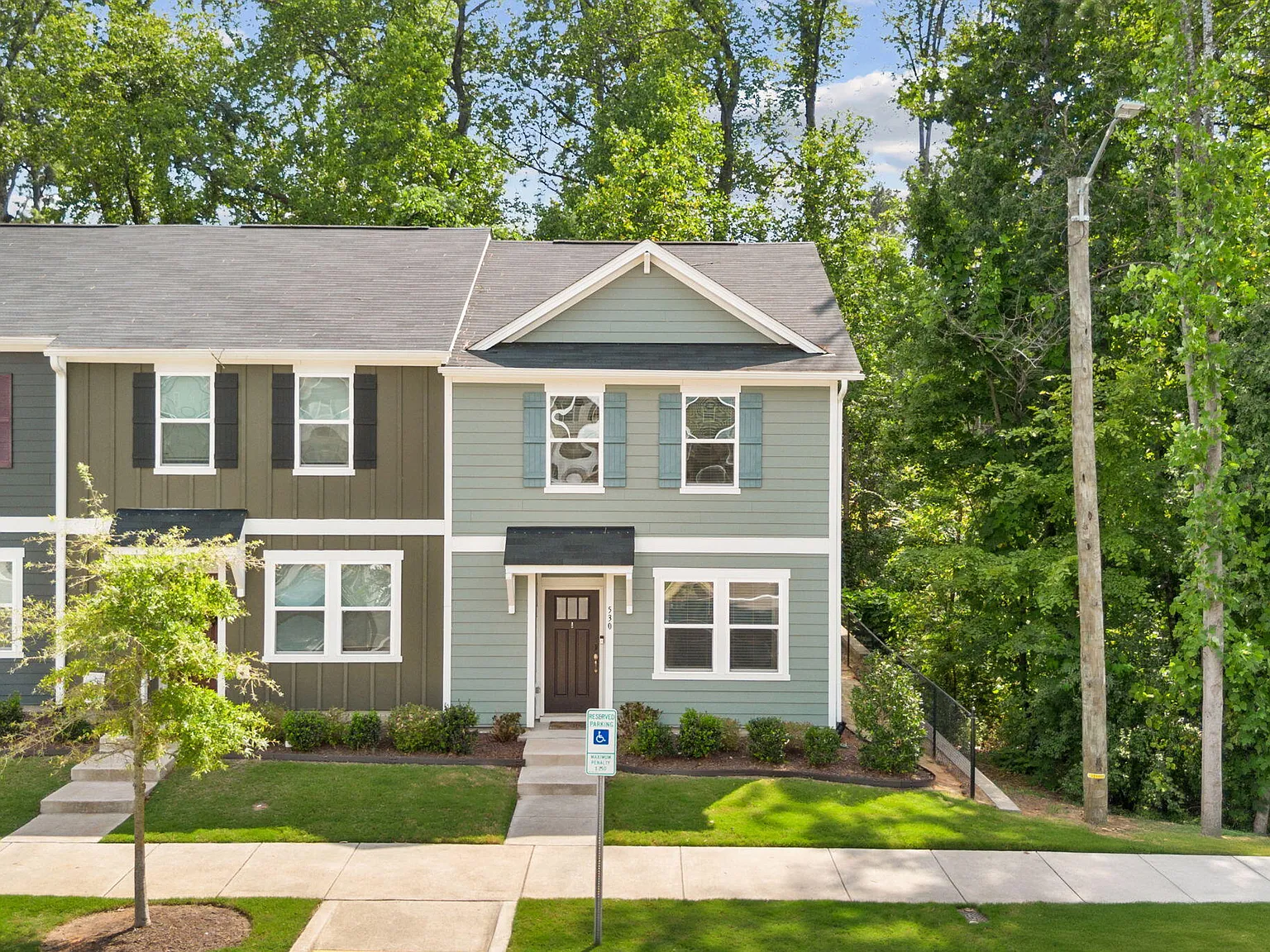 3 bed, 2.5 bath, $2,800 — Photo 3