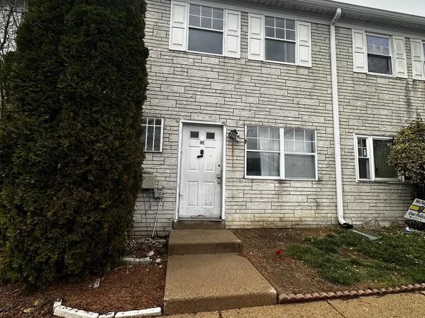 515 N York Rd #9, Willow Grove, PA 19090