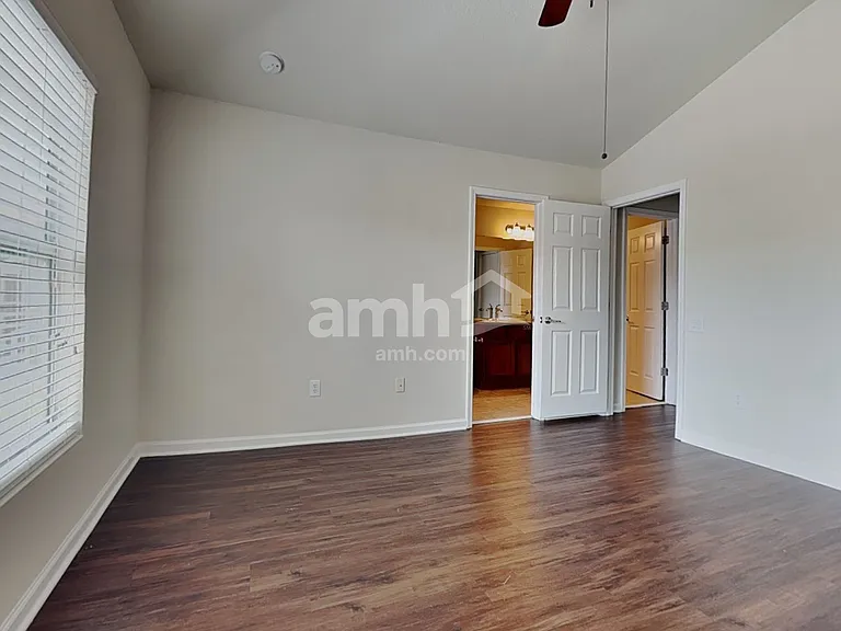 10204 Red Currant Ct — Photo 16