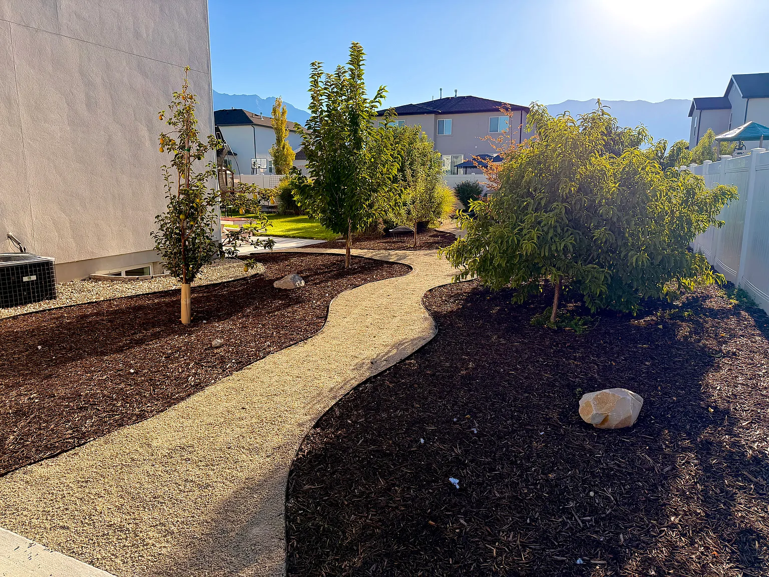 N 70 W, Vineyard — Photo 3