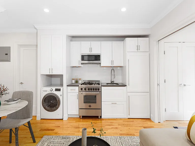 484 E 74th St #7 — Photo 2