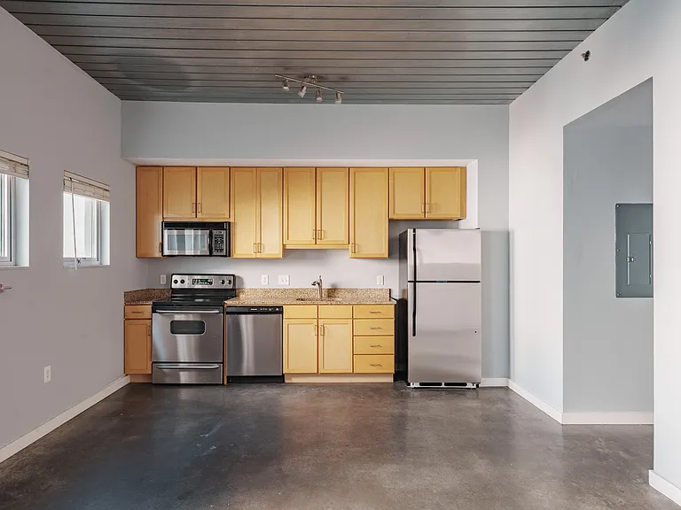 620 Glen Iris Dr NE #324 — Photo 13