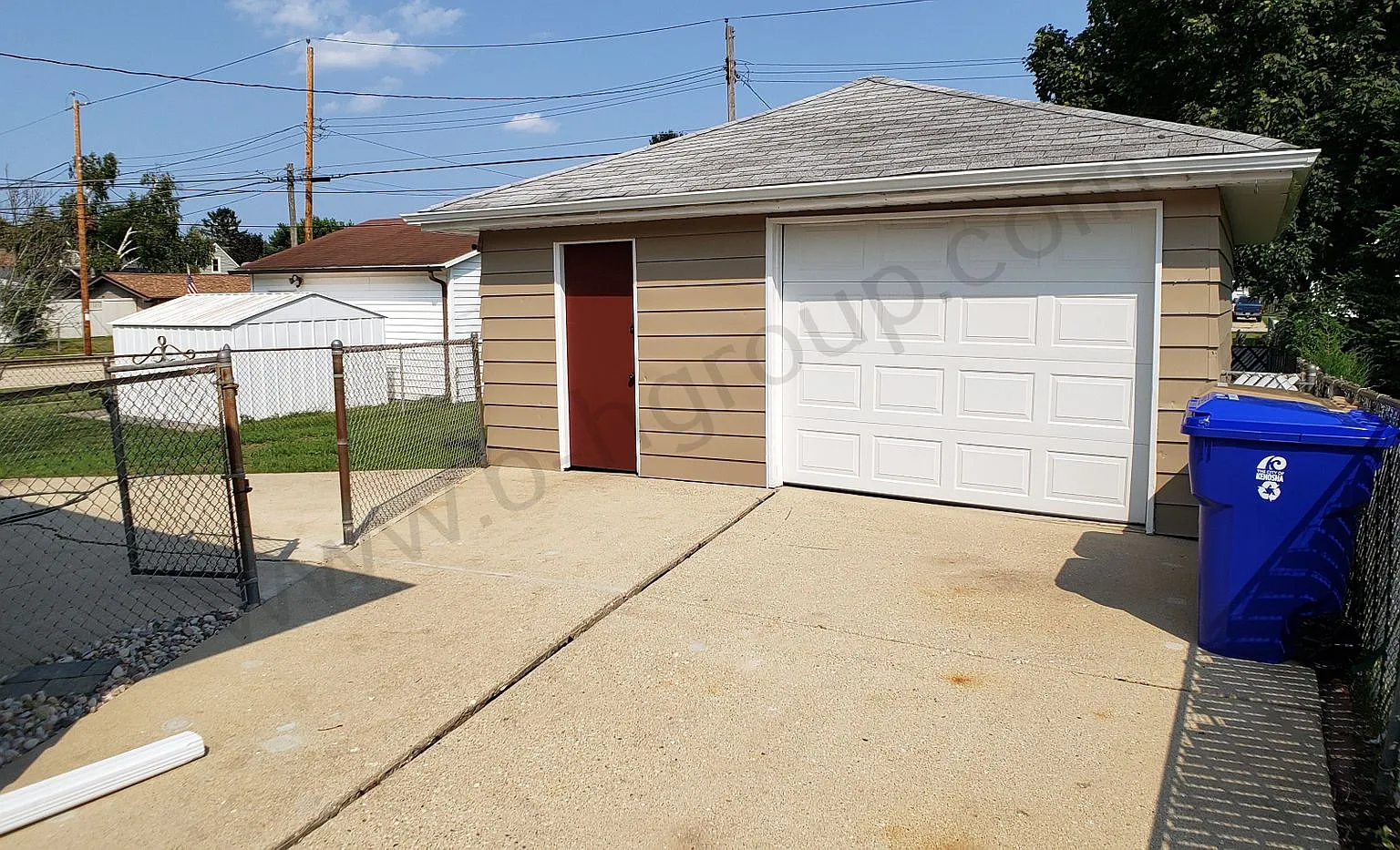 North side Single Family Ranch with Garage — Photo 4