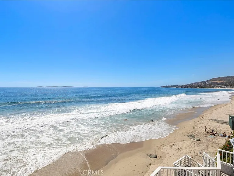 1045 Gaviota Dr #B — Photo 29