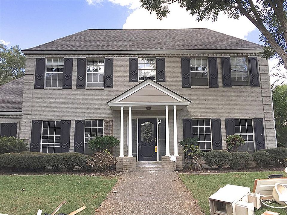 1st image of 826 Ivy Wall Dr