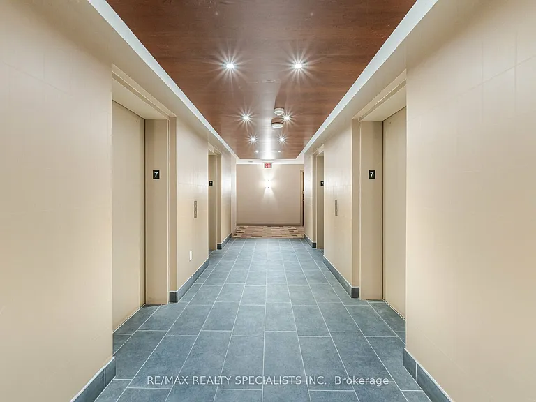 4090 Living Arts Dr #711 — Photo 5
