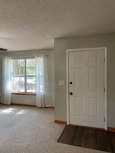 5105 Lake Drive S — Photo 4