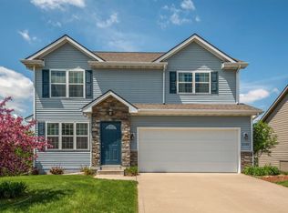 2104 NE Oak Dr, Ankeny, IA 50021