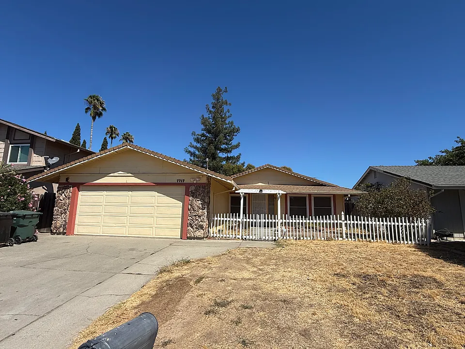 7717 Macfadden Dr