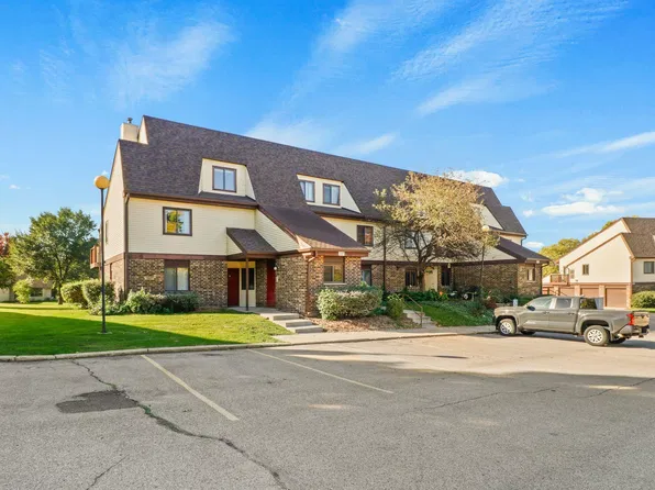 1027 S Sunnyvale Ln Unit B, Madison, WI 53713