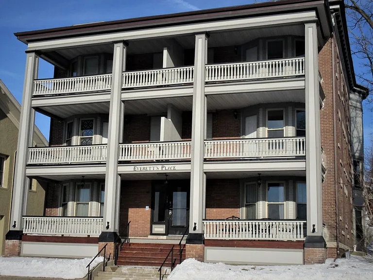 115 S Main St — Photo 1