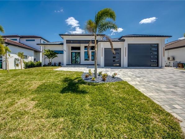 5254 Tamiami Ct, Cape Coral, FL 33904