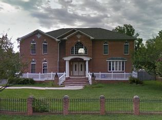 7217 Auburn St, Annandale, VA 22003