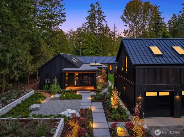 10147 NE Roberts Road, Bainbridge Island, WA 98110