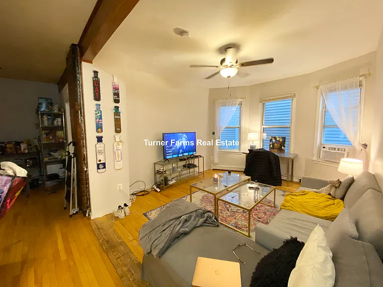 7 Iroquois St #2A — Photo 6