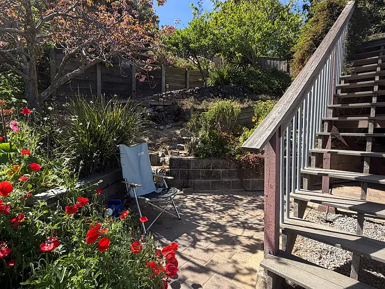 221 Piedmont Pl #221 — Photo 2