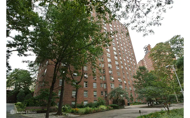 Sold by Douglas Elliman | media 23