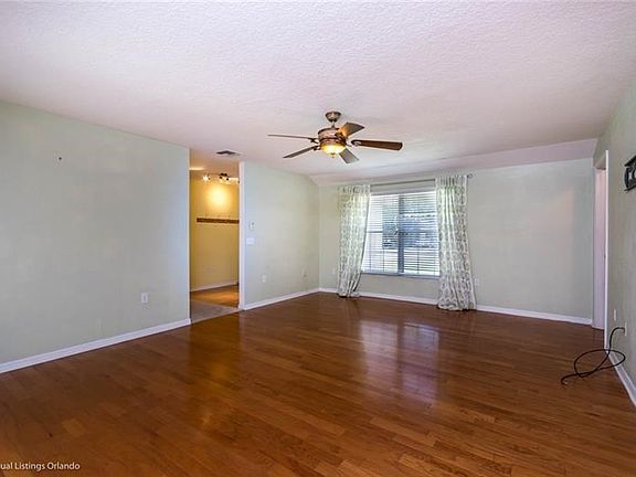 LIVING AREA WITH LOTS OF NATURAL LIGHT
