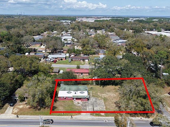 2nd image of 3072 E Olive Rd