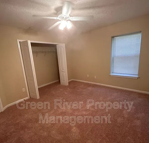 2120D Stone Creek Dr — Photo 21