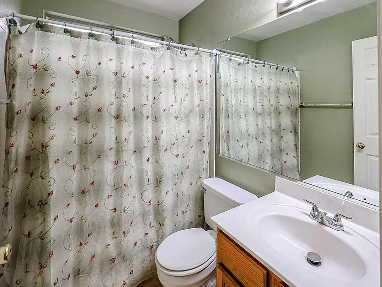 10935 W Ruth Ave — Photo 16