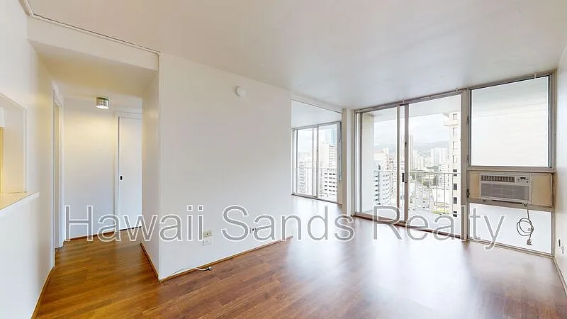 1 bed, 1.0 bath, 511 sqft, $2,200 — Photo 3