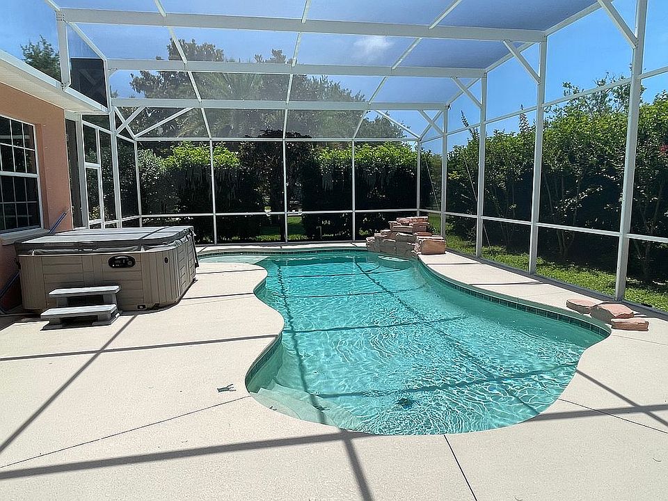 1st image of 2 Cliffwood Cir
