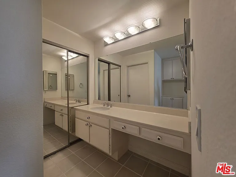 8505 Gulana Ave #4217 — Photo 33