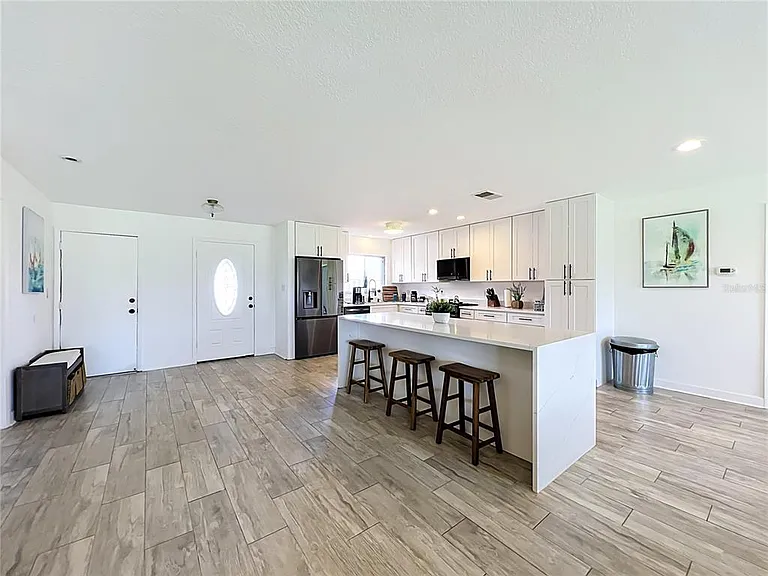 5501 Memorial Dr — Photo 22
