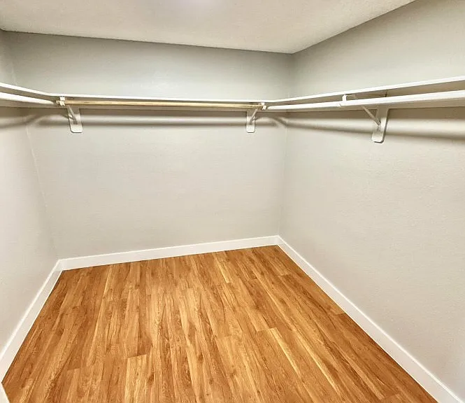 2654 Aracatuba Ave — Photo 10