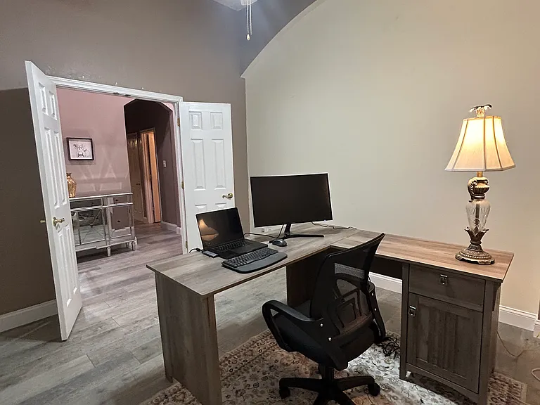 9901 Laurel Ln — Photo 11