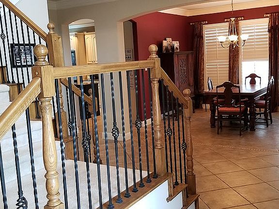 5th image of 901 Saddle Brook Dr