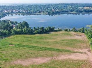 E 3rd Ave, Weyauwega, WI 54983