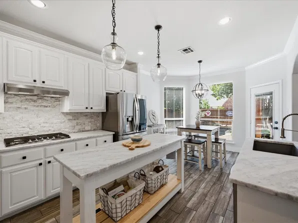 10320 Flat Creek Trl, McKinney, TX 75072