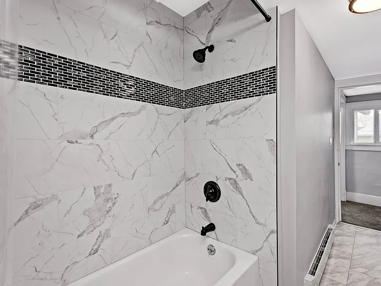 105 Broadway St — Photo 2