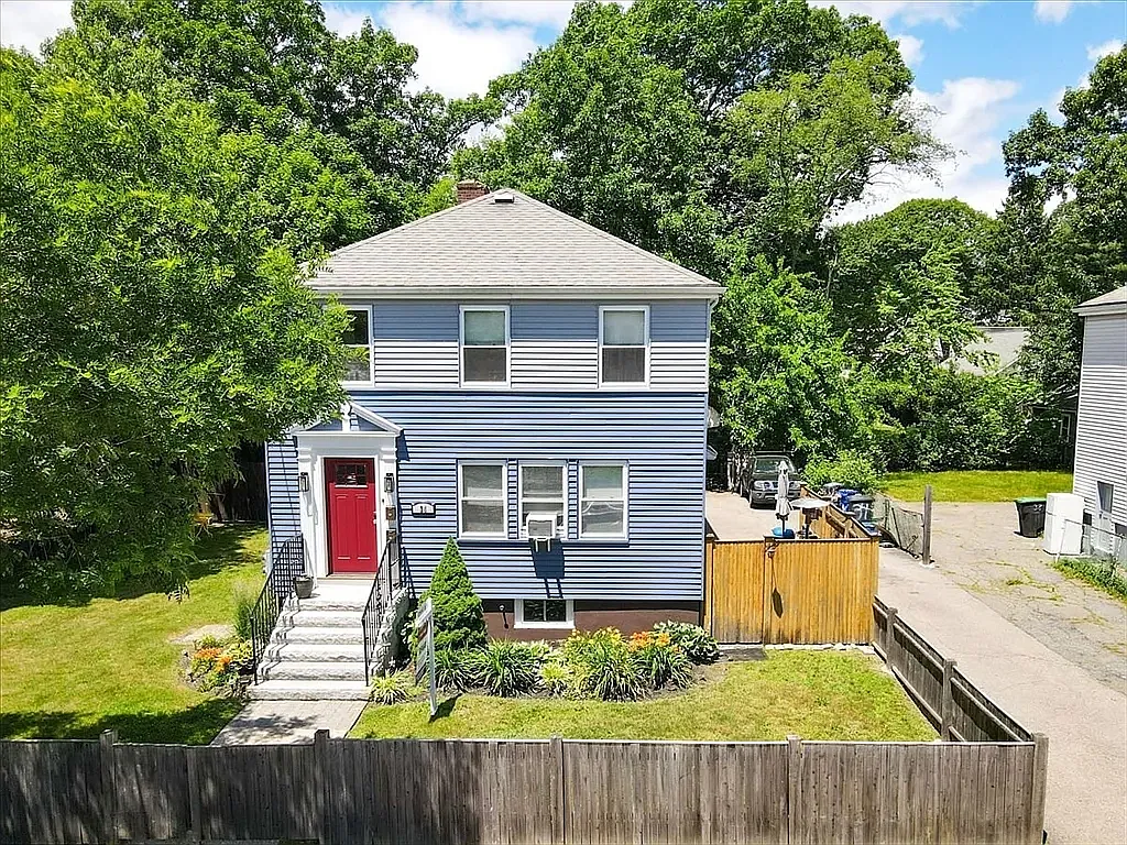 2 bed, 882 sqft, $2,600 — Photo 1
