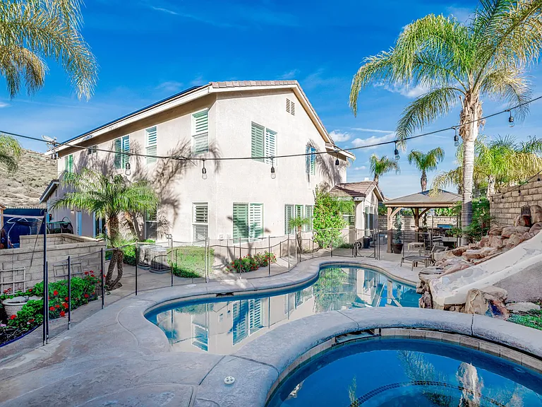 28080 Hayward Dr — Photo 25