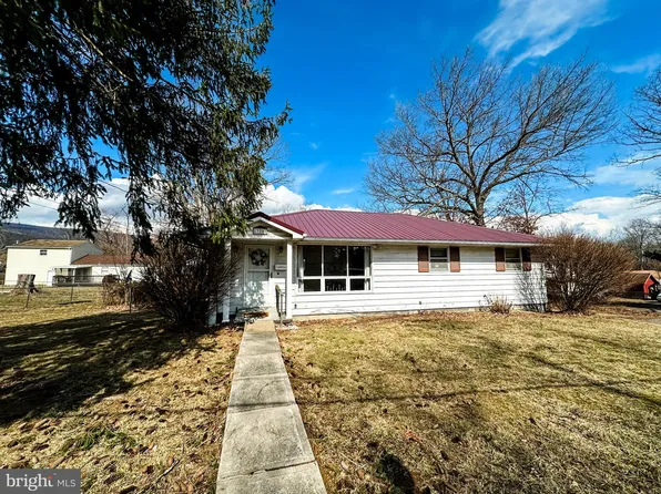 13201 5th Ave, Cresaptown, MD 21502