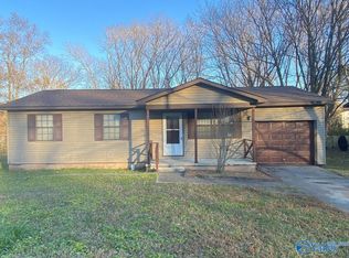 5020 Kyle Ln NW, Huntsville, AL 35810