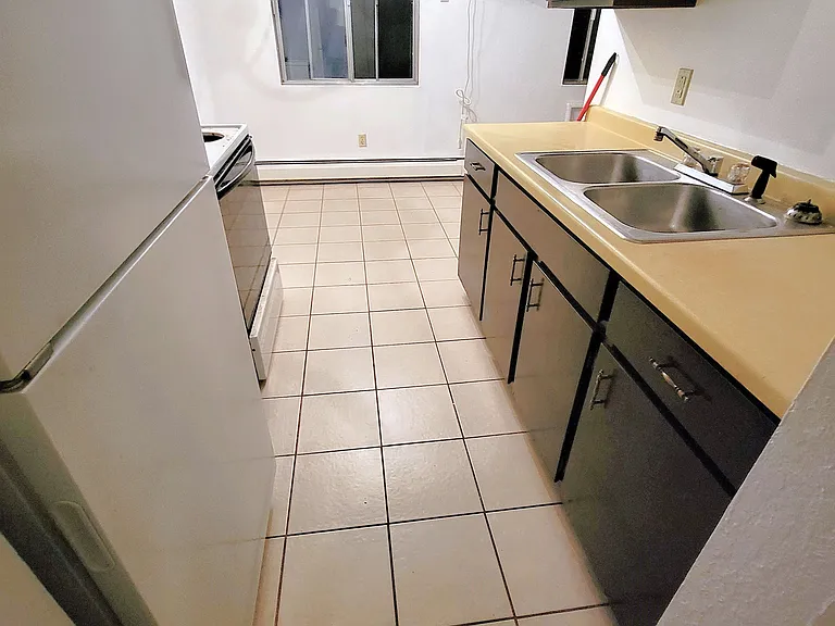 539 S Wasson Ln #306 — Photo 8