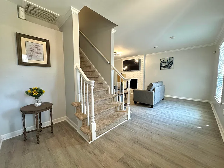 11515 Watermoss Ln — Photo 3