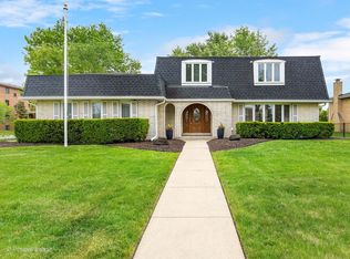 7514 Nantucket Dr, Darien, IL