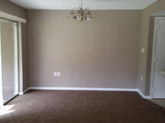 2nd image of 812 W Alamo Dr