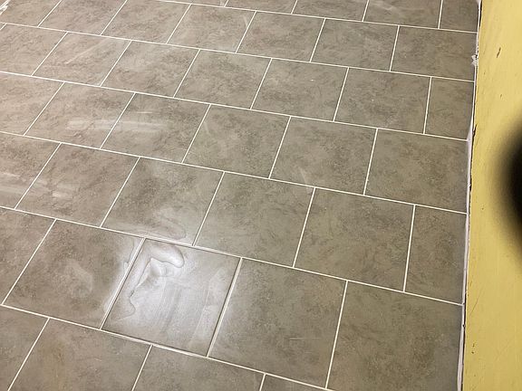 Out with the old and in with new 2023 Elegant Tiled Kitchen floors.