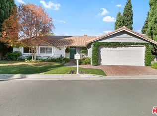 15570 Briarwood Dr, Sherman Oaks, CA 91403