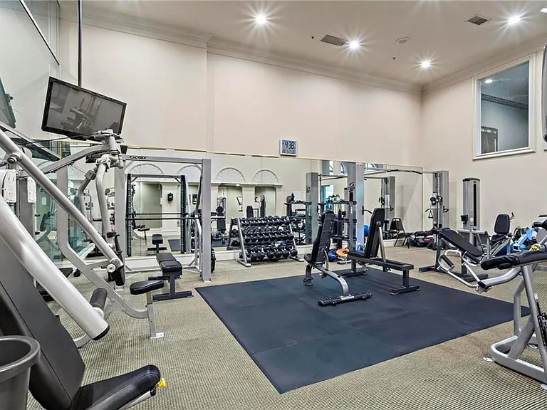 3334 Peachtree Rd NE #1714 — Photo 7