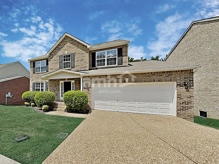 114 Judson Dr — Photo 1